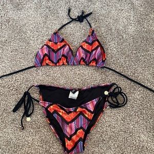 Mink Pink bikini set